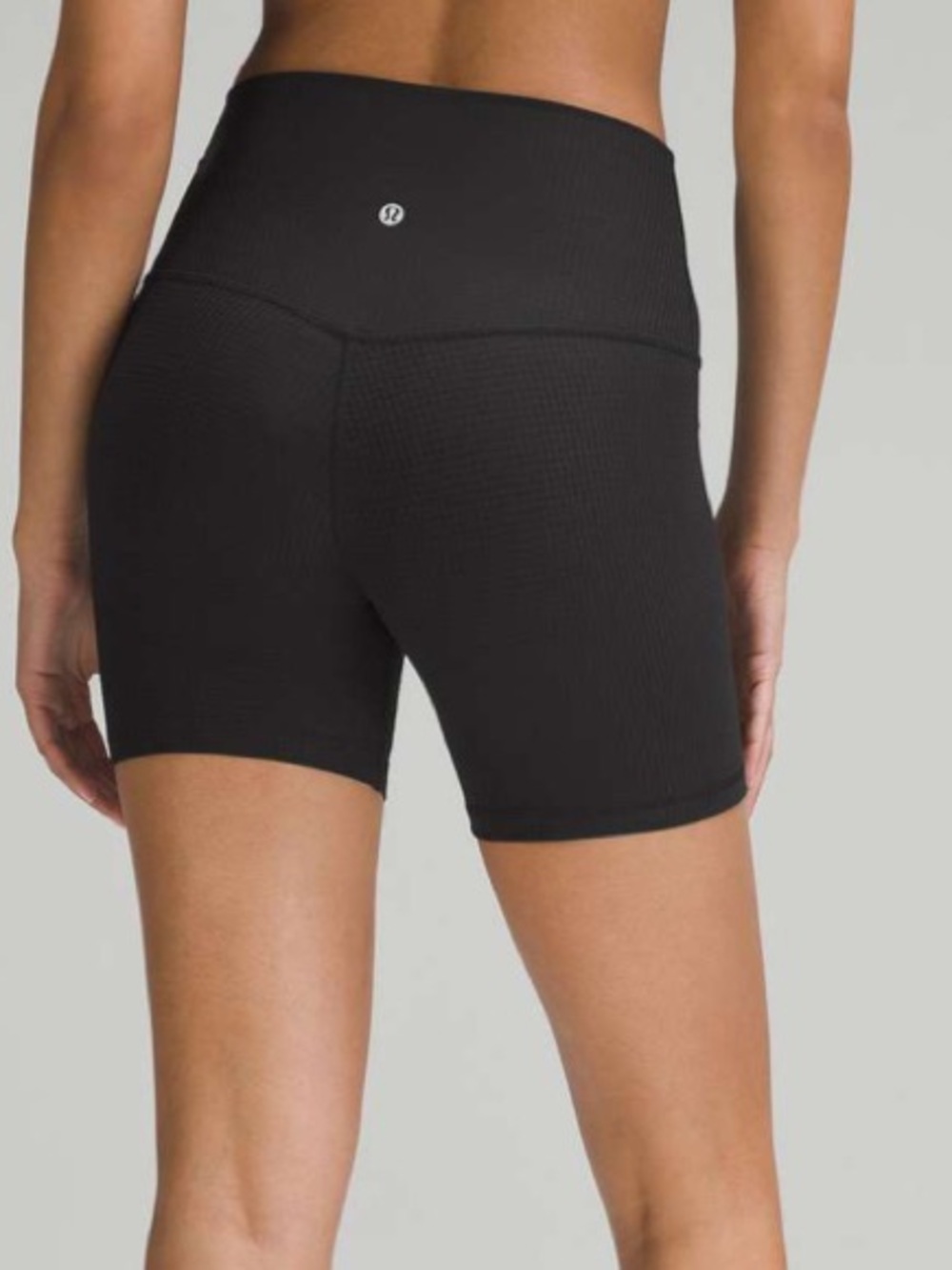 Lululemon High-Rise Yoga Short 6" *Grid Texture great condition - Picture 2 of 6